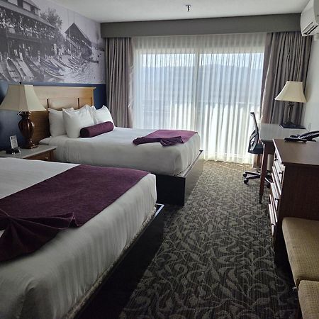 Royal Anne Hotel Kelowna Eksteriør billede