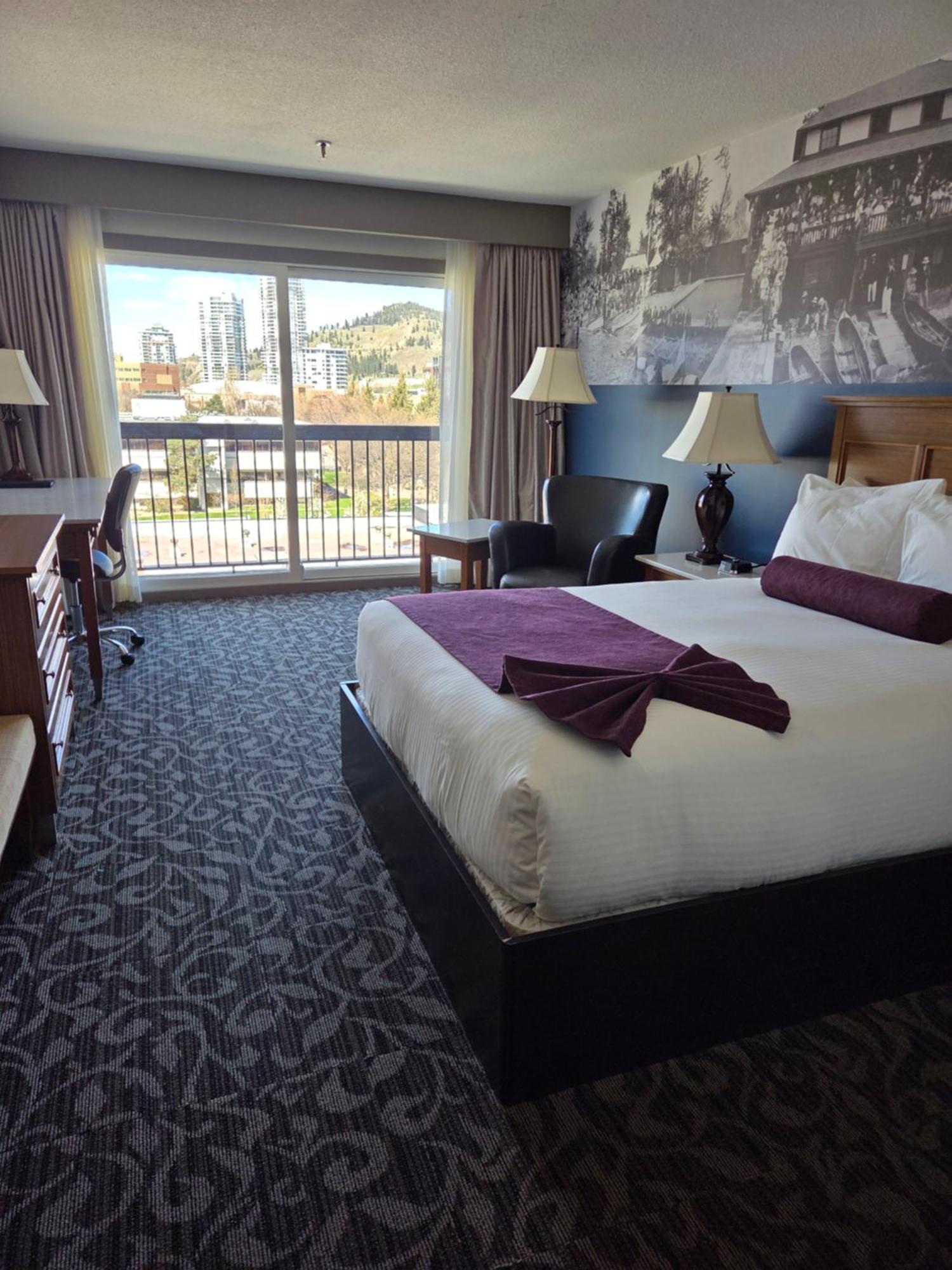 Royal Anne Hotel Kelowna Eksteriør billede